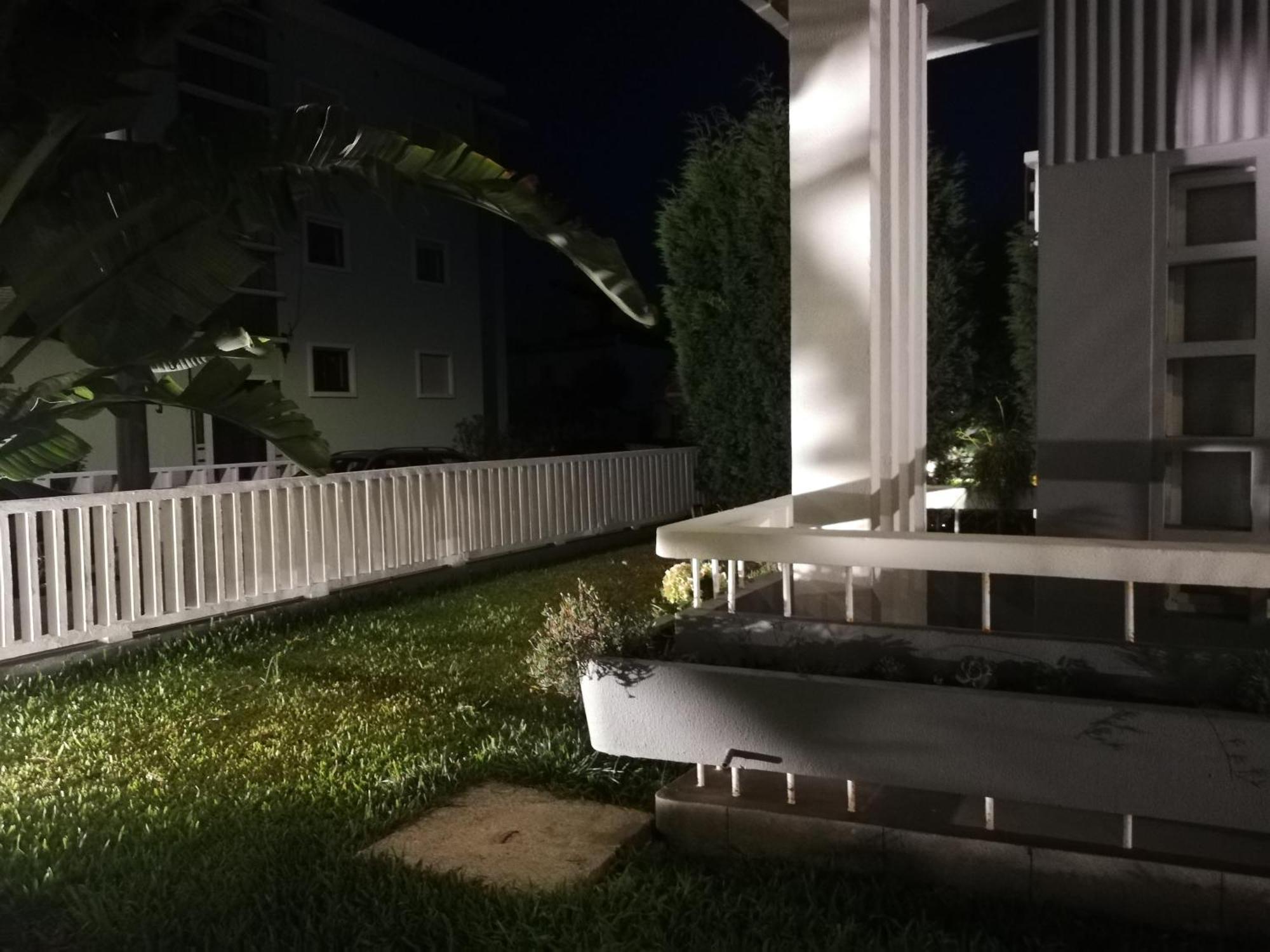Buddies Charm House Авейру Экстерьер фото