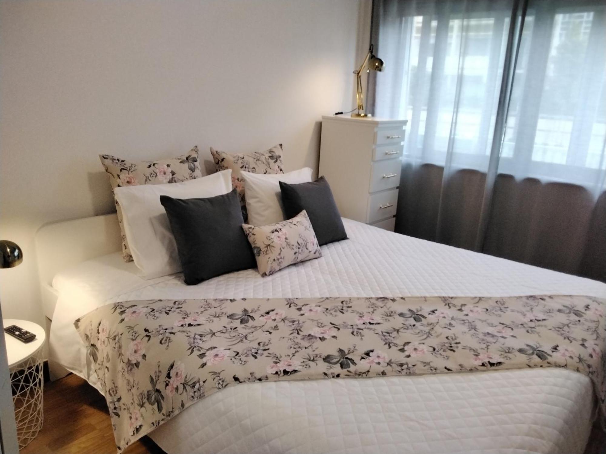 Buddies Charm House Авейру Экстерьер фото