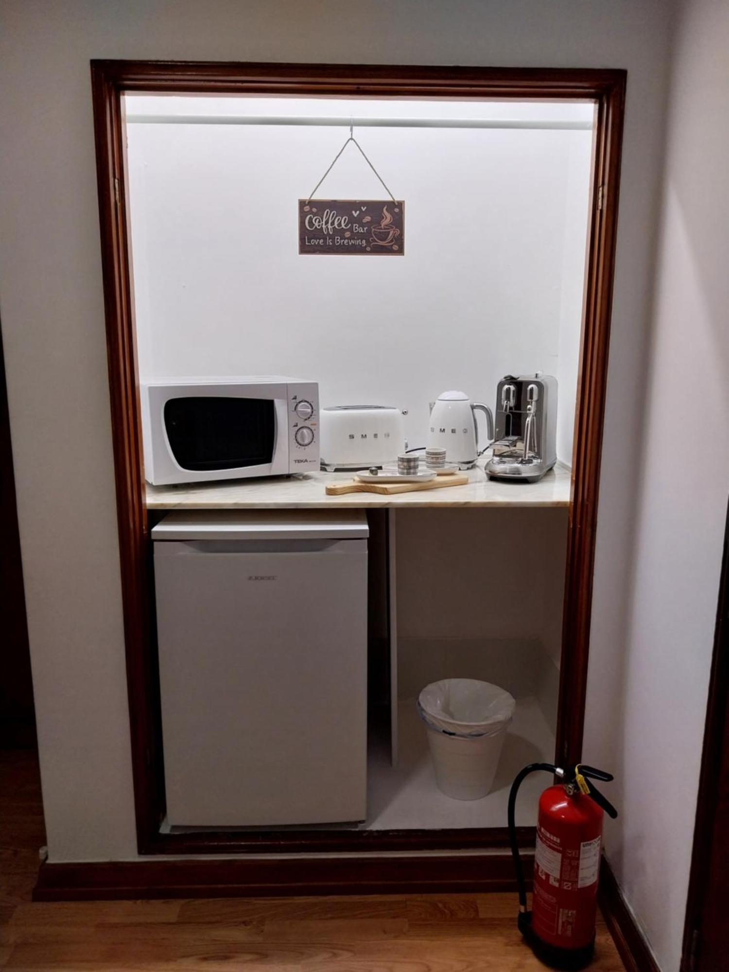 Buddies Charm House Авейру Экстерьер фото
